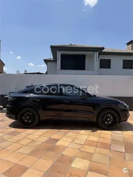 Usado Porsche Cayenne E-Hybrid Coupe 462 CV (339 kW) 2020 Negro SUV