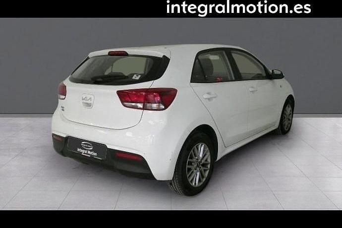 Usado Kia Rio 100 CV (73 kW) 2022