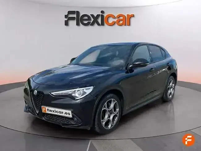 Usado Alfa Romeo Stelvio Sprint 160 CV (117 kW) 2022 Negro SUV