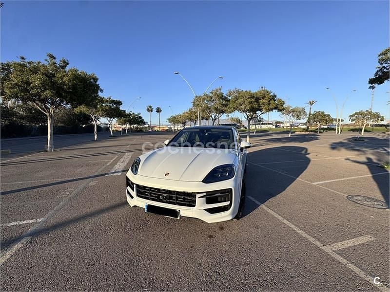 Blanco Usado 2025 Porsche Cayenne Coupe Coupe | 124.500 € - Imagen 1/4