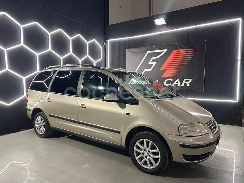 Usado VW Sharan Advance 204 CV (150 kW) 2006 Beige Monovolumen