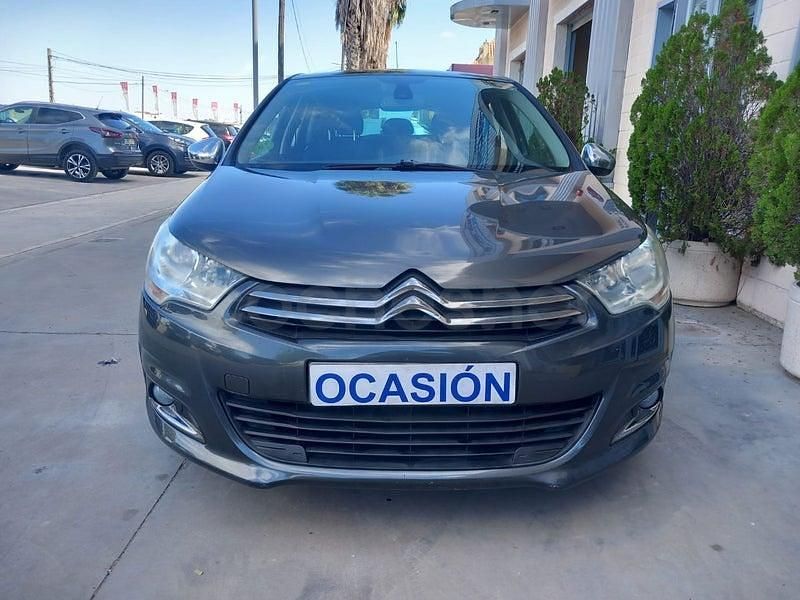 Usado Citroën C4 120 CV (88 kW) 2013 Gris / plata Berlina