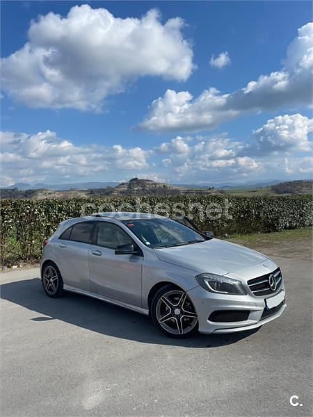 Usado Mercedes A200 AMG line 136 CV (100 kW) 2015 Gris / plata Berlina