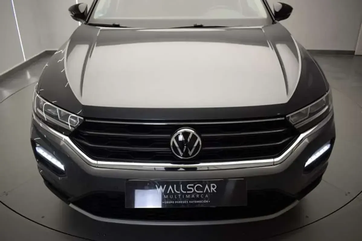 Usado VW T-Roc Advance 150 CV (110 kW) 2021 Gris SUV