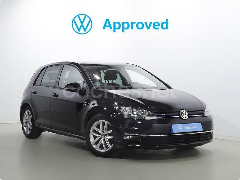 Negro Usado 2019 VW Golf Advance Berlina | 17.900 € (Buen precio) - Imagen 1/4