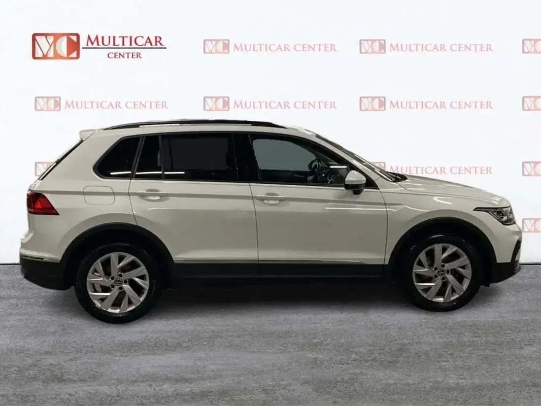 Usado VW Tiguan Life 150 CV (110 kW) 2022 Blanco SUV