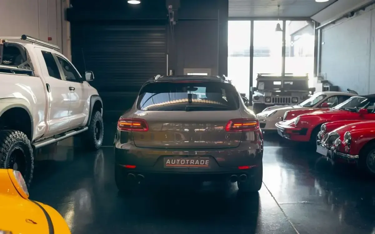 Usado Porsche Macan 258 CV (189 kW) 2015 Gris SUV