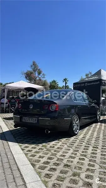 Usado VW Passat Advance 140 CV (102 kW) 2007 Negro Berlina