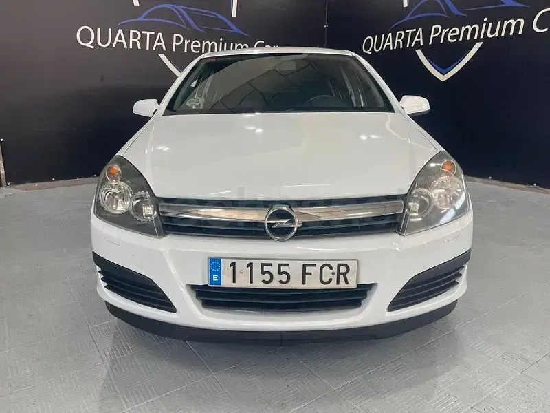 Usado Opel Astra Cosmo 100 CV (73 kW) 2006 Blanco Berlina
