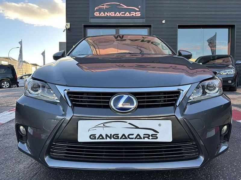 Usado Lexus CT200h Executive Line 136 CV (100 kW) 2014 Gris Utilitario