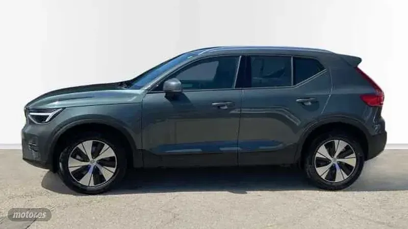 Nuevo Volvo XC40 Core 2025 Verde SUV