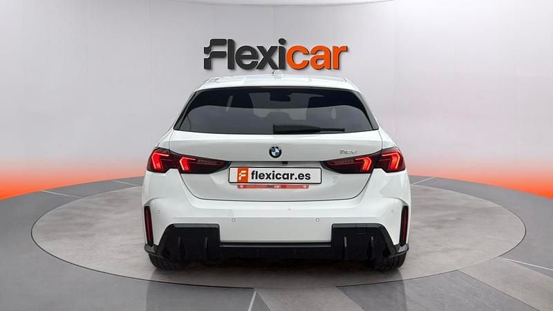 Usado BMW 118 150 CV (110 kW) 2025 Verde Utilitario