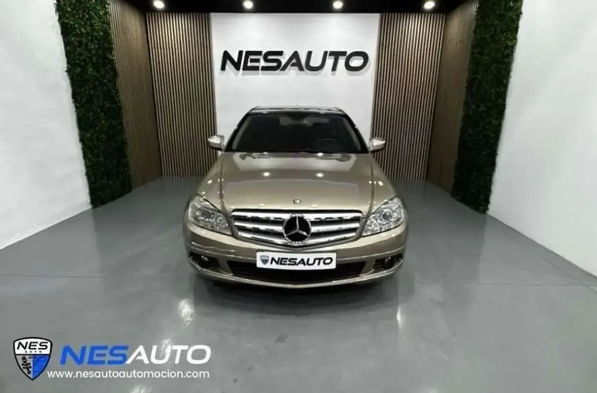 Usado Mercedes C160 Avantgarde 156 CV (114 kW) 2008 Amarillo Coupe