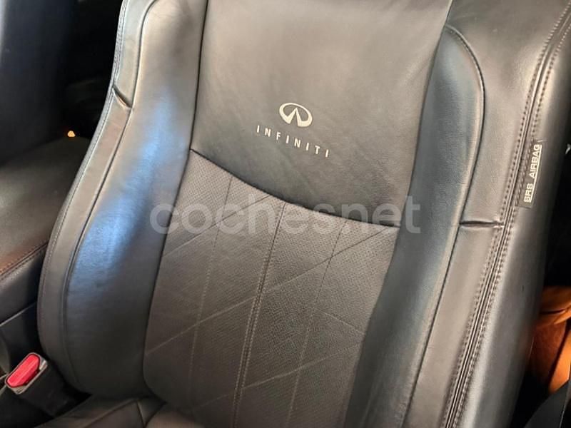 Usado Infiniti QX70 Premium 238 CV (175 kW) 2015 Negro SUV