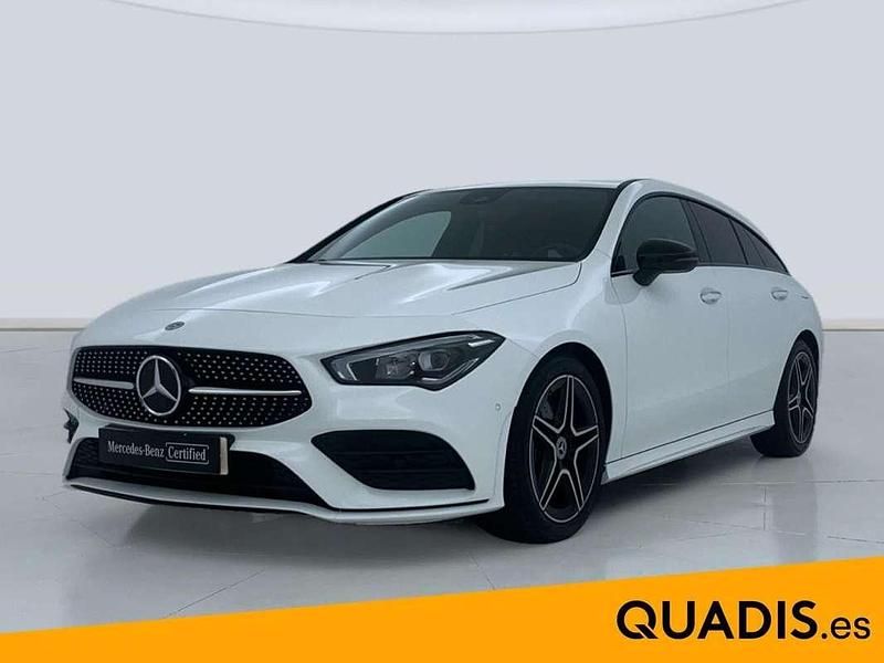 Blanco Usado 2023 Mercedes CLA200 Shooting Brake Familiar | 35.900 € (Precio justo) - Imagen 1/4