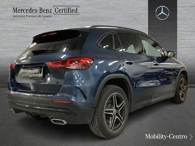 Usado Mercedes GLA250 AMG line 218 CV (160 kW) 2022 Azul denim SUV