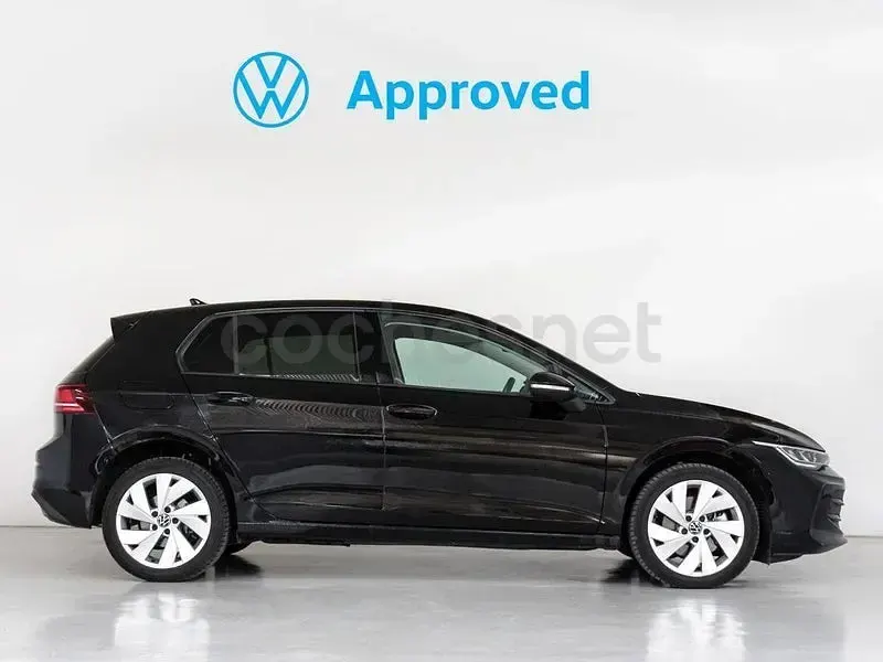 Usado VW Golf VIII Match 204 CV (150 kW) 2025 Negro Berlina