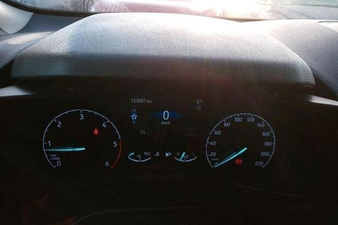 Usado Ford Transit Trend 100 CV (73 kW) 2020