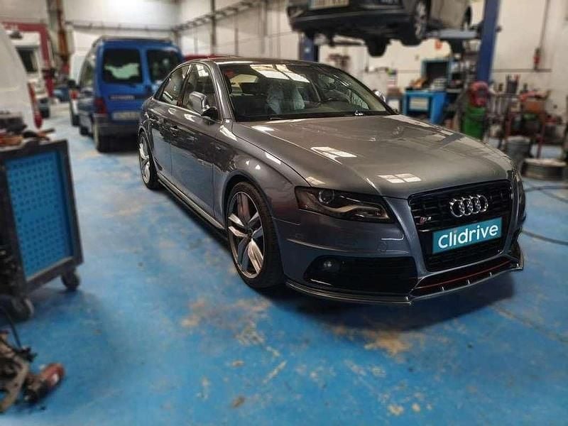 Usado Audi S4 Premium 333 CV (244 kW) 2011 Gris Berlina