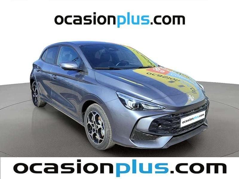 Usado MG MG3 Luxury 195 CV (143 kW) 2024 Plateado Utilitario