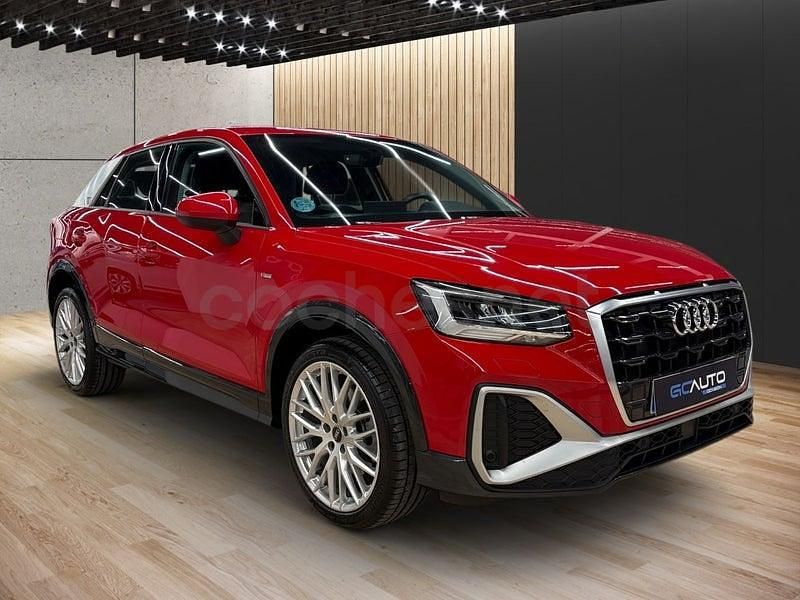 Usado Audi Q2 S-Line 116 HP (85 kW) 2022 Vermelho SUV