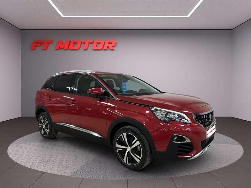 Usado Peugeot 3008 Allure 131 CV (96 kW) 2019 Rojo SUV