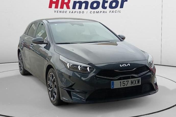 Usado 2025 Kia Ceed Style | 18.440 € (Super precio) - Imagen 1/4