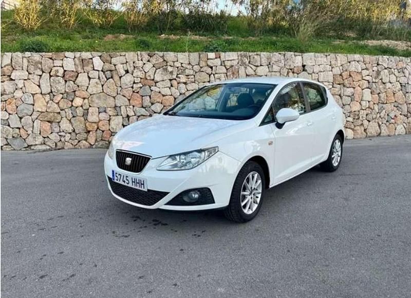 Blanco Usado 2011 Seat Ibiza Reference Utilitario | 7900 € (Precio justo) - Imagen 1/1