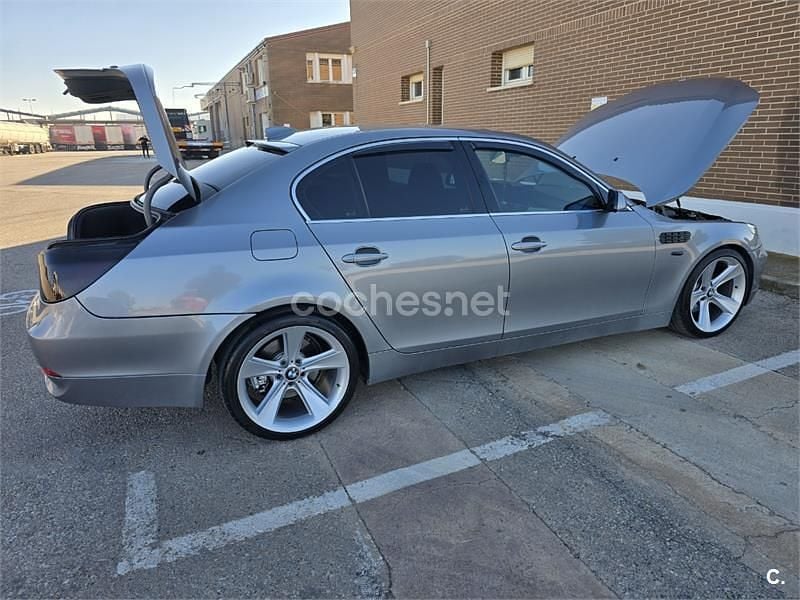 Usado BMW 530 Gran Turismo 245 CV (180 kW) 2009 Gris / plata Berlina
