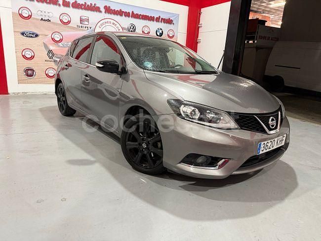Usado Nissan Pulsar Acenta 115 HP (84 kW) 2018 Cinzento Sedan