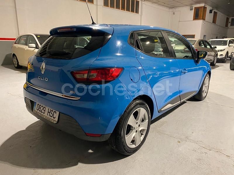 Usado Renault Clio IV Dynamique 90 CV (66 kW) 2013 Azul Berlina