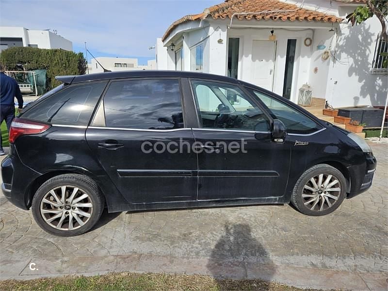 Usado Citroën C4 Picasso Exclusive 112 CV (82 kW) 2011 Negro Monovolumen