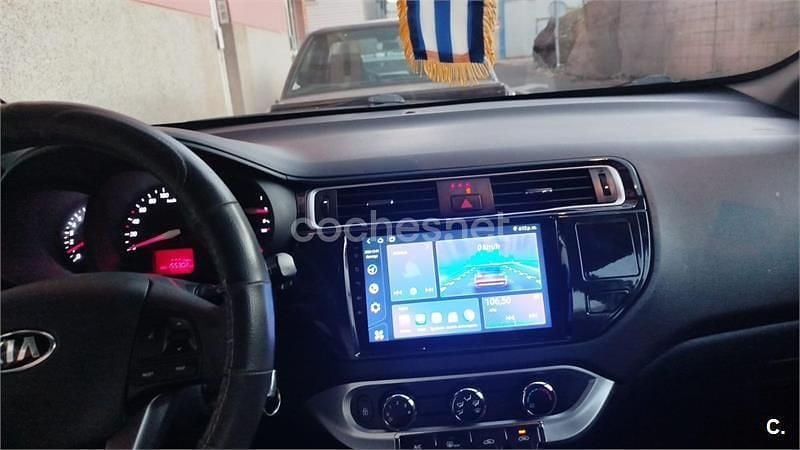 Usado Kia Rio 84 CV (61 kW) 2016 Blanco Utilitario