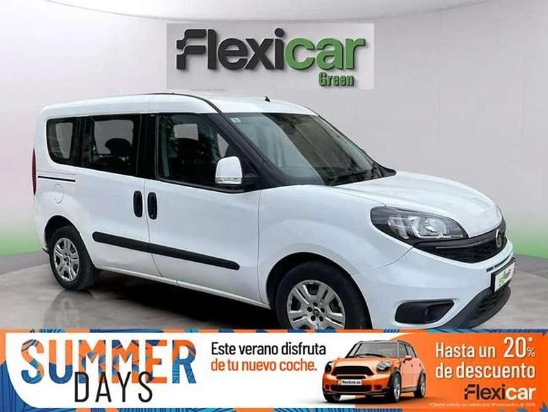 Blanco Usado 2020 Fiat Doblò Easy Monovolumen | 10.990 € (Precio justo) - Imagen 1/4