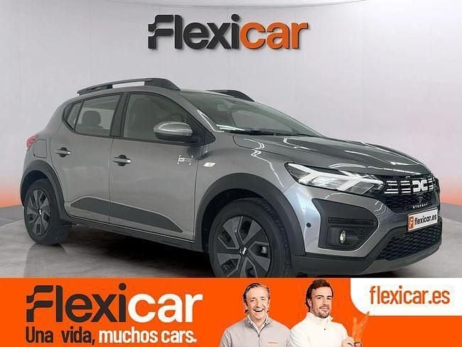 Gris Usado 2025 Dacia Sandero Expression Utilitario | 16.990 € (Precio justo) - Imagen 1/4