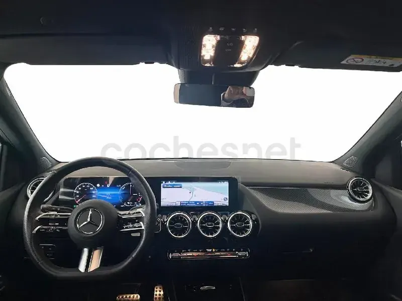 Usado Mercedes B250e 218 CV (160 kW) 2025 Gris / plata Utilitario