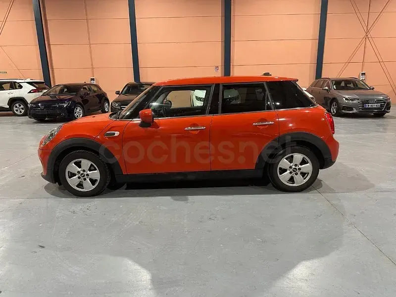 Usado Mini Cooper 136 CV (100 kW) 2020 Naranja Utilitario