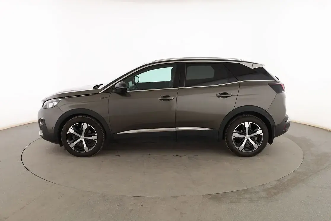 Usado Peugeot 3008 GT-line 120 CV (88 kW) 2017 Gris SUV