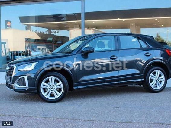 Gris / plata Usado 2022 Audi Q2 Advanced Plus SUV | 27.900 € (Precio justo) - Imagen 1/4