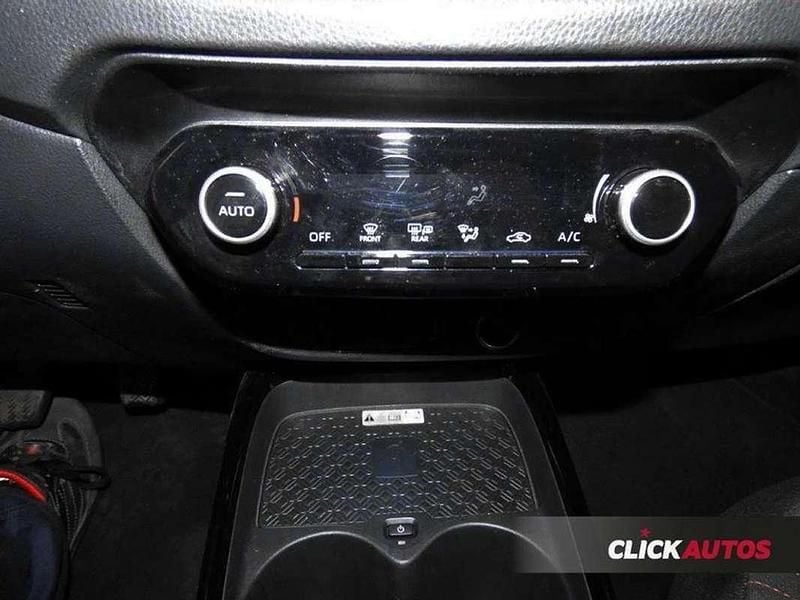 Rojo Usado 2023 Toyota Aygo Utilitario | 12.650 € (Precio justo) - Imagen 1/4