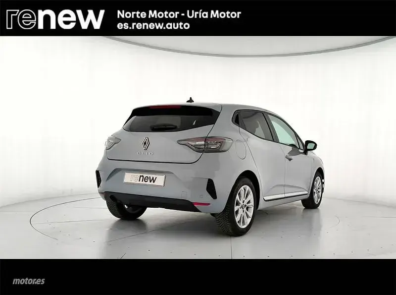 Usado Renault Clio V Evolution 100 CV (73 kW) 2025 Gris Berlina