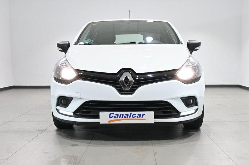 Usado Renault Clio IV Business 90 CV (66 kW) 2018 Blanco Berlina