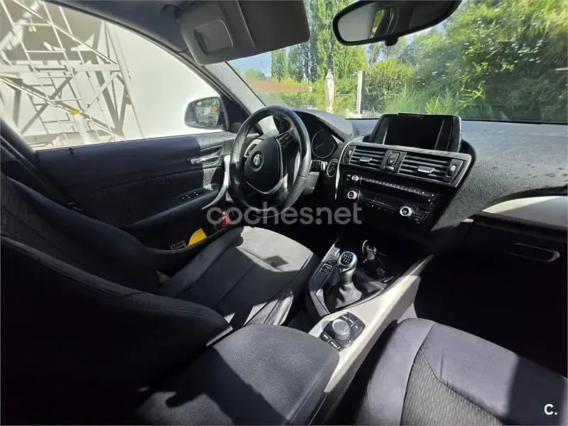 Usado BMW 116 Efficient Dynamics 116 CV (85 kW) 2014 Negro Utilitario