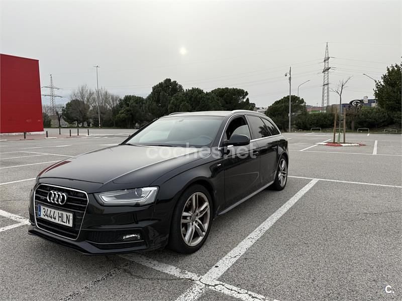 Usado Audi A4 S-Line 143 CV (105 kW) 2012 Negro Familiar