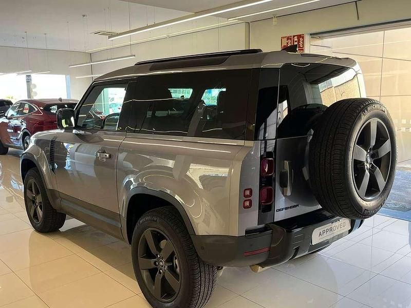 Usado Land Rover Defender SE 249 CV (183 kW) 2023 Gris SUV