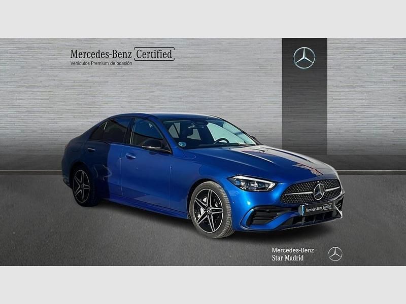 Usado Mercedes C220 AMG line 200 CV (147 kW) 2022 Otro Berlina