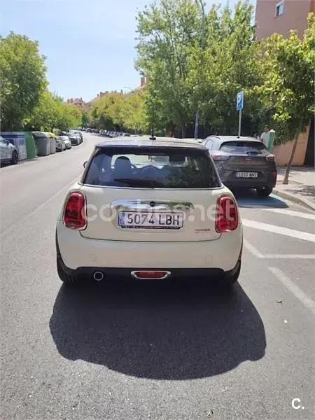 Usado Mini Cooper 136 CV (100 kW) 2019 Blanco Utilitario