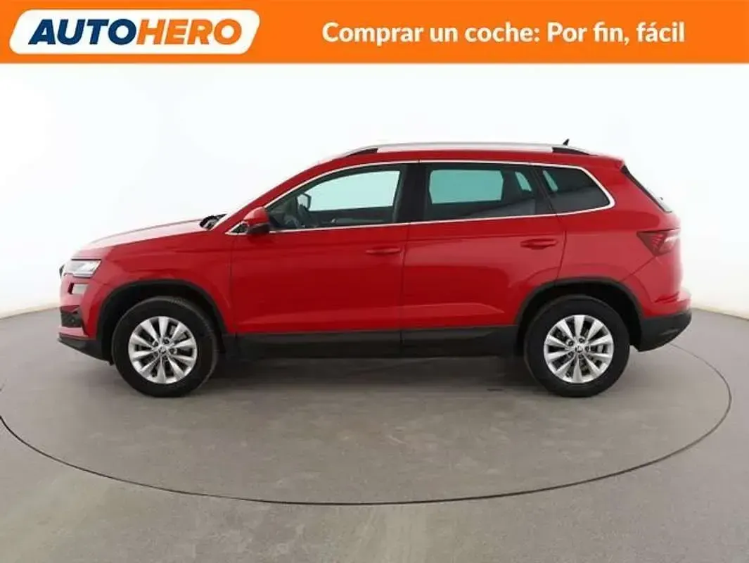 Usado Skoda Karoq Ambition 150 HP (110 kW) 2022 Vermelho SUV