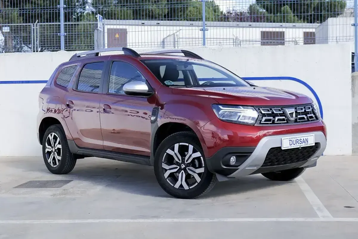 Usado Dacia Duster Prestige 115 CV (84 kW) 2021 Rojo SUV