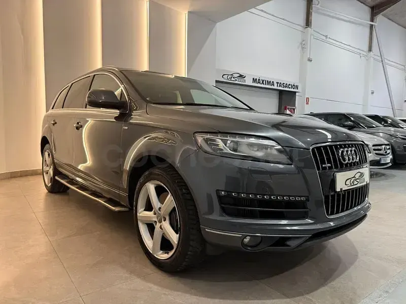 Usado Audi Q7 Ambition 204 CV (150 kW) 2014 Gris / plata SUV